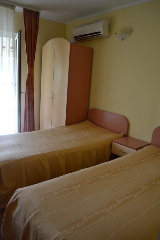 Pension Coral Baia Mare Exterior foto